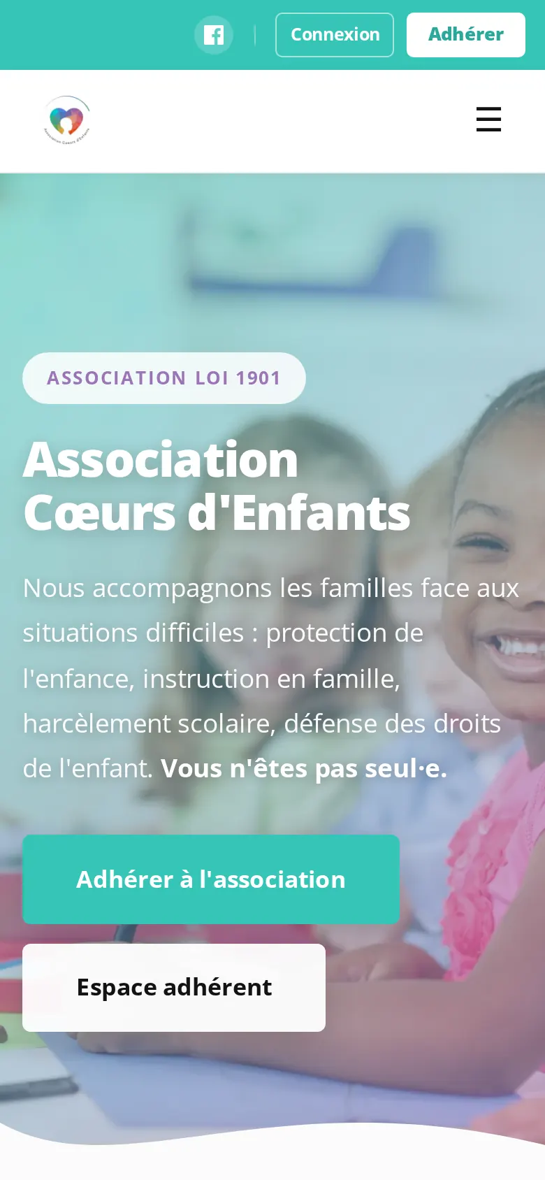 Cœurs d’Enfants sur téléphone